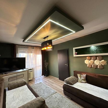 Mox Downtown Apartman Debrecen Exterior foto